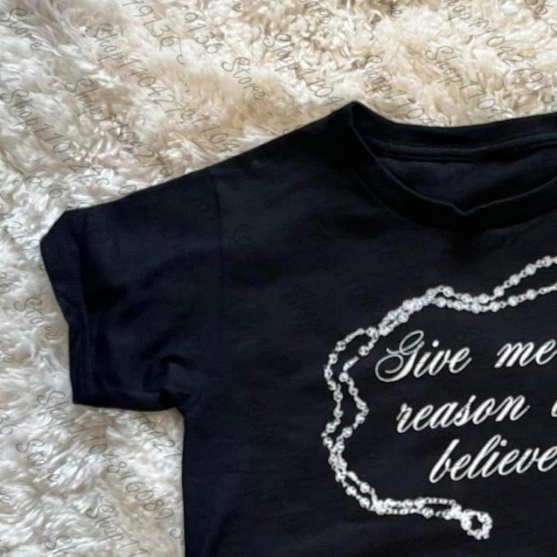 2000s Woman Clothing Y2K Cloth - огляд і ціна Y2K Graphic Baby Tee Crop