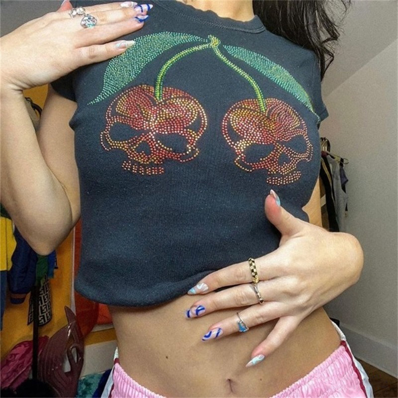Aesthetic Punk Slim Emo Girls  - огляд і ціна Y2K Graphic Baby Tee Crop